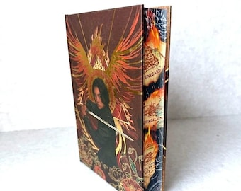 LitJoy Crate The Poppy War R.F. Kuang Special Edition Hardcover Gold Foil Edges