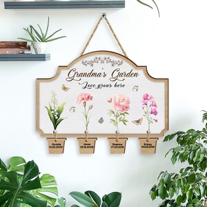 Happy Mother&#39;s Day 2025 Grandma&#39;s Garden Birth Flower Personalized Gift for Grandma, Custom Print Wooden Board for Grandma, Wall Hanging