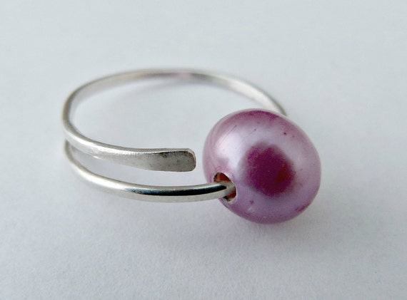 Items similar to Radiant Orchid Pearl Ring, Modern Wire Wrapped Ring ...