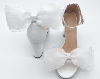 White Big Bow Shoe Clips | Bridal Shoe Clips | Wedding Accessories | Bridal Accessories | Luxury Shoes | Designer Shoes