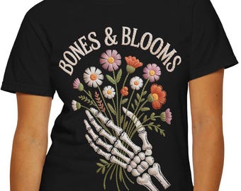 Floral Skeleton Graphic T-shirt, Vintage Halloween Aesthetic Tee, Boho Halloween, Dark Cottagecore, Halloween tee, Summerween T-shirt tee