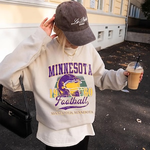 Minnesota Football fan tshirt,Minnesota sweatshirt,Minnesota football Hoodie, Game day Football,Vintage football tee, football Youth tshirt