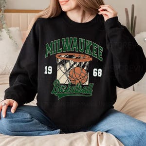 Vintage Milwaukee  Basketball Sweatshirt \ Hoodie  \ T-Shirt, Milwaukee  Basketball shirt  , gifts for basketball fans , Unisex Tee