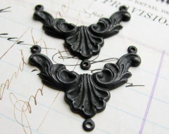 Large Art Nouveau flourish necklace link, jewelry finding, oxidized brass, antiqued black brass (2 links) feminine connector, aged patina