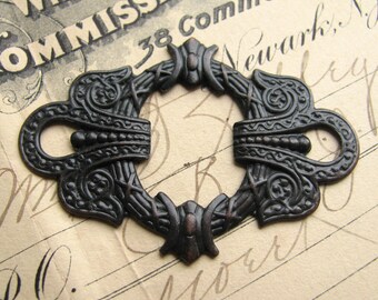 Ornate Wreath connector - 50mm - antiqued dark brass (1 link) aged black patina, large decorative oval, ornament, oxidized finish, oblong