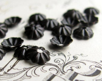 5mm bead cap, black brass beadcaps (30) mini, small, tiny, aged dark patina, made in the USA, lead nickel free, brass daisy, oxidized