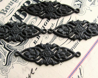 Oak Leaf link black antiqued brass (4 connectors) acorn, tree, woodland double link, aged oxidized patina, autumn design, made in the USA