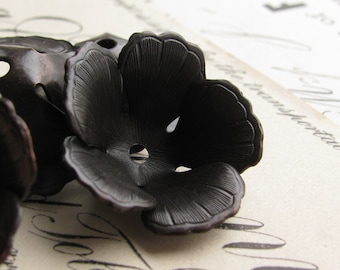 Fully bloomed black tulip bead cap, 20mm wide, black antiqued brass (2 bead caps) large flower beadcap, oxidized patina