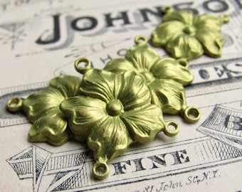 Absinthe finish, green patina hibiscus flower necklace links (2 connectors) 20mm flower, brass made in USA