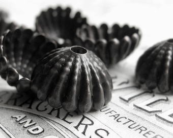 Large sea urchin 15mm domed beadcap (4 black bead caps) black antiqued brass, tassel top, ridged hemisphere, aged patina, oxidized