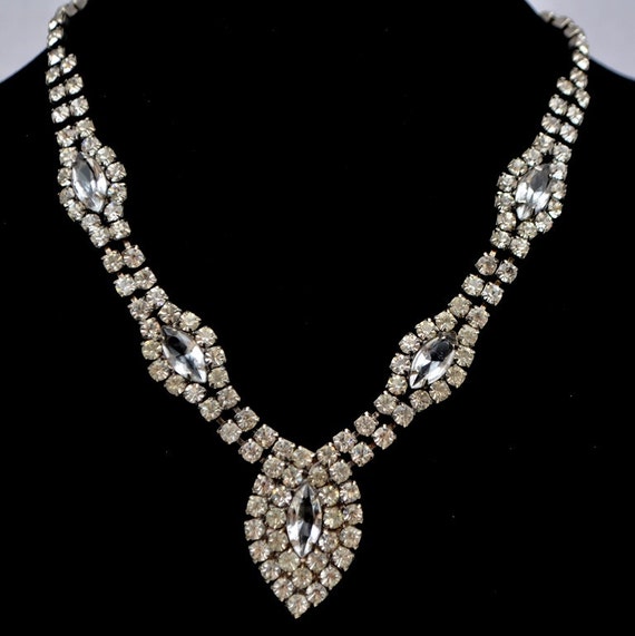 Vintage Marquise Clear White Rhinestone Necklace