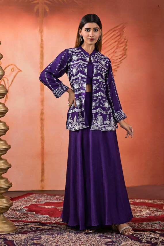 Completo blazer e gonna viola ricamati da donna, abito moderno e