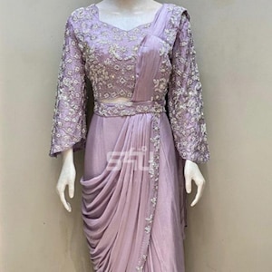 Lila voorgedrapeerde sari-set