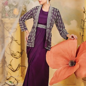 Pruimkleurige sari-outfit