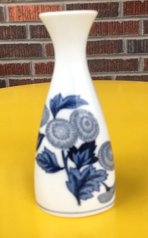 青と白の陶器製花瓶 花瓶、青と白の磁器の花瓶、日本製 - Etsy 日本