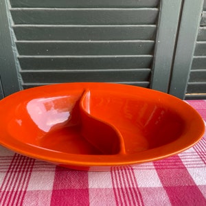 Bauer Pottery of Los Angeles, Divided Vegetable Bowl in a Vibrant