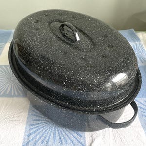 Vintage Graniteware Enamelware Roaster, USA