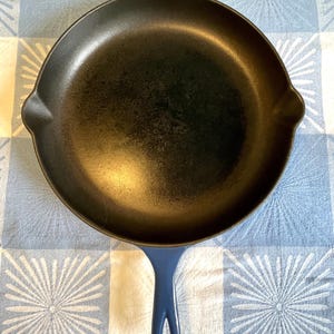 Le Creuset Blue Cast Iron Skillet with Blue Enameled Exterior, size 30, made in France