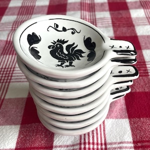 Italian Pottery set of 8 Individual Bowls, P. V. Italy