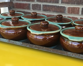 Zannesville Stoneware, Zannesville Pottery, Country Fare, Covered Casseroles, with tray