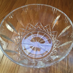 Bowl, Beautiful Crystal Bowl with Cut Design, 8 3/4 inches in diameter,