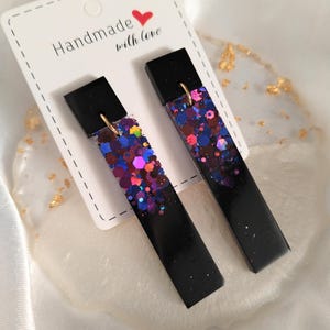 boucles d'oreilles résine rectangles noires  paillettes