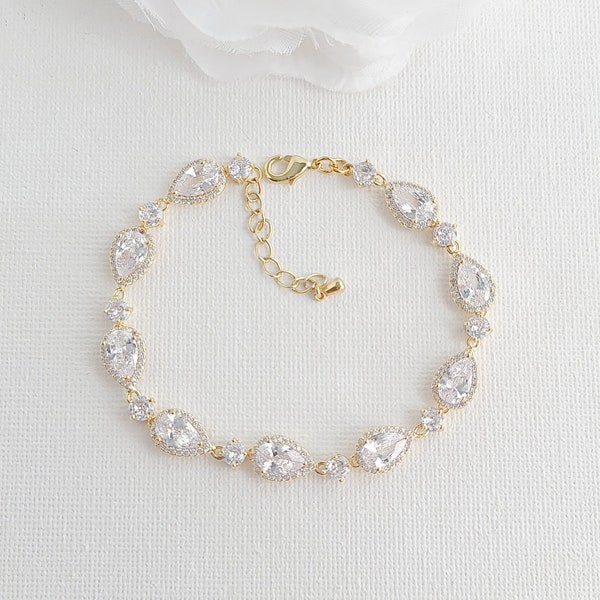 Gold Wedding Bracelet, Pear Shaped CZ Bracelet for Bride, Dainty Bridal Jewelry for Wedding Day, Luna