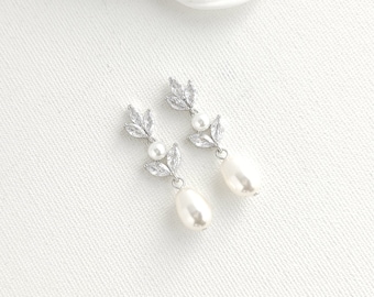 Tear Drop Pearl Wedding Earrings, Silver Crystal and Pearl Bridal Earrings, Wedding Day Jewelry, Leila