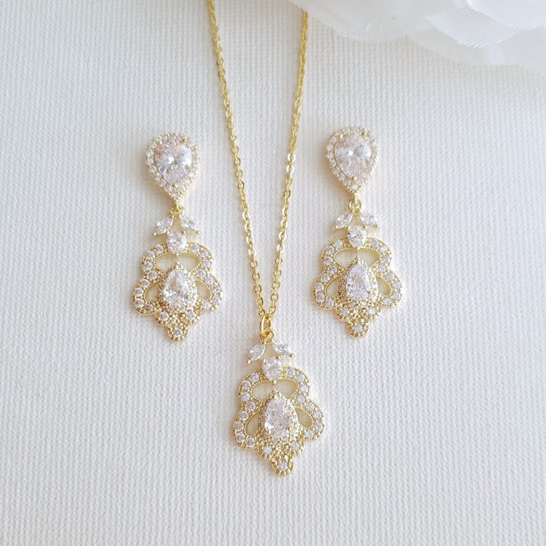 Norma Set Bridesmaid Jewelry Set Bridal Earring and Necklace Set Rose Gold Wedding Jewelry Set Crystal Jewelry Gold Drop Necklace Set