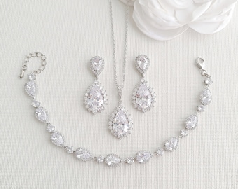 Silver Bridal Jewelry Set For Brides, Wedding Teardrop Earrings Necklace and Bracelet Set, Crystal Jewelry Set, Raya