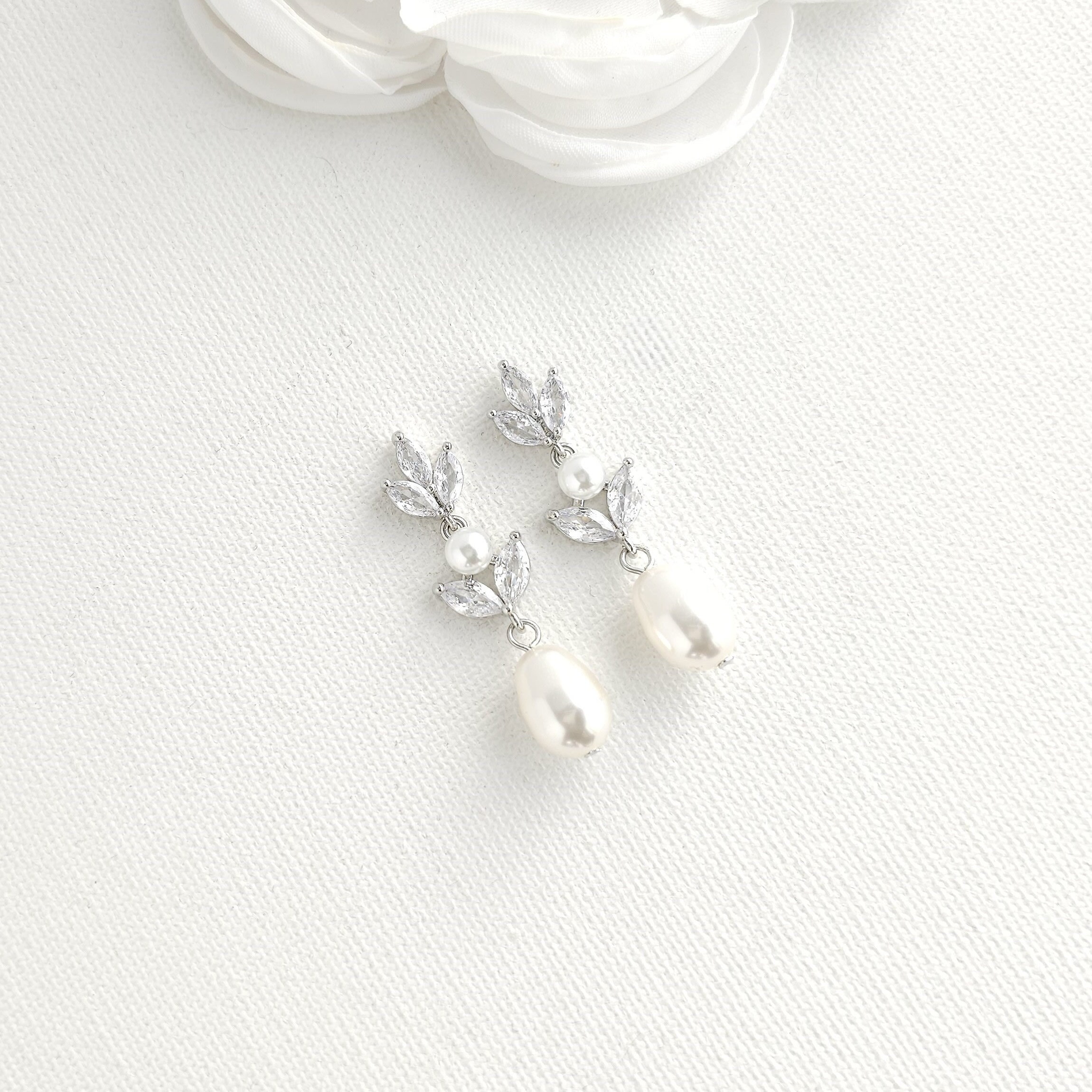 Teardrop Pearl Wedding Earrings
