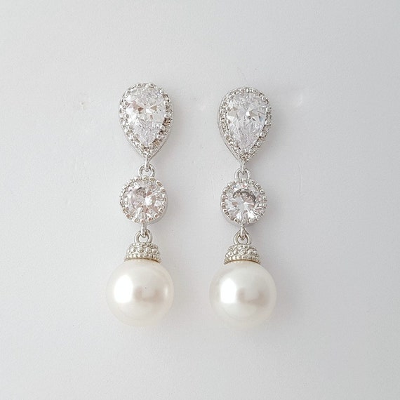Items similar to Pearl Bridal Earrings, Gold Pearl Bridal Earrings ...