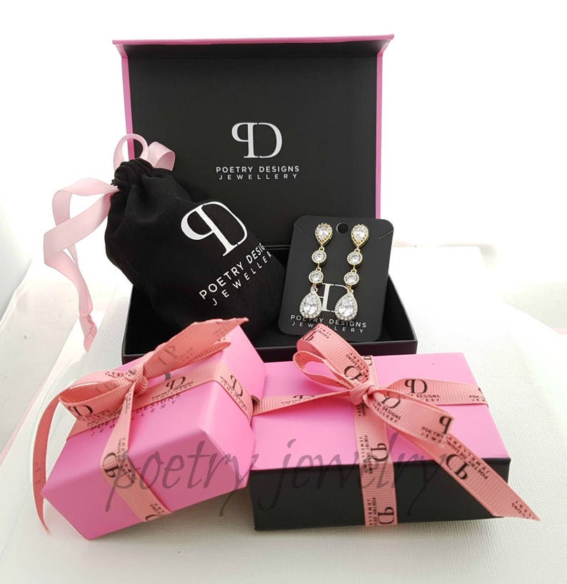 Norma Set Bridesmaid Jewelry Set Bridal Earring and Necklace Set Rose Gold Wedding Jewelry Set Crystal Jewelry Gold Drop Necklace Set
