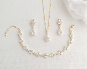 Gold Teardrop Wedding Necklace Set, Gold Bridal Jewelry Set of Earrings Necklace Bracelet CZ, Gold Wedding Jewelry Set, Nicole