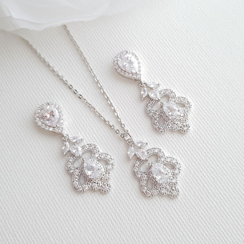 Norma Set Bridesmaid Jewelry Set Bridal Earring and Necklace Set Rose Gold Wedding Jewelry Set Crystal Jewelry Gold Drop Necklace Set