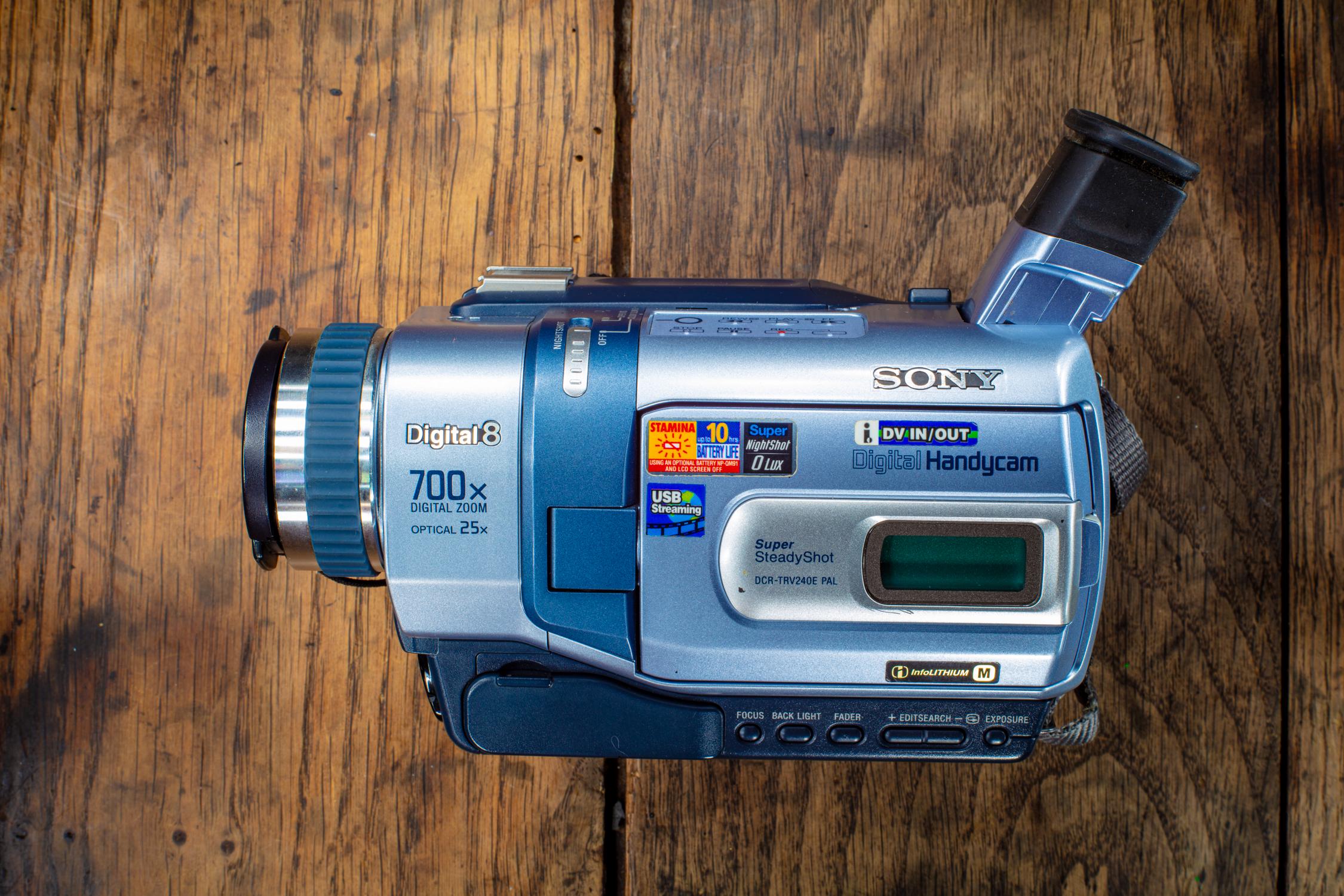 Vintage Video Camera Sony DCR-TRV240E Pal Digital 8 Handycam