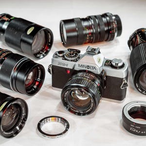 ミノルタ　フィルムカメラ　セット 美しいヴィンテージミノルタカメラセット（レンズ付き）35mmフィルム