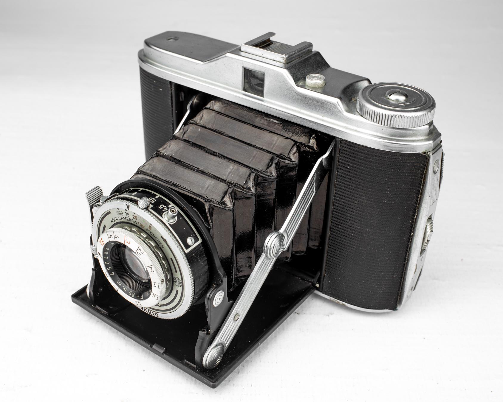 Agfa Isolette avec étui - appareil photo ancien Années 1942 1950 - Jsolette