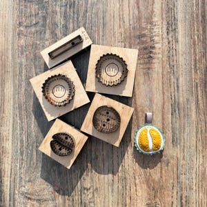 Durian Leder Schlüsselanhänger Anhänger Stanzform Paket hängend Dekoration stanzen Werkzeuge Leder Messer Form