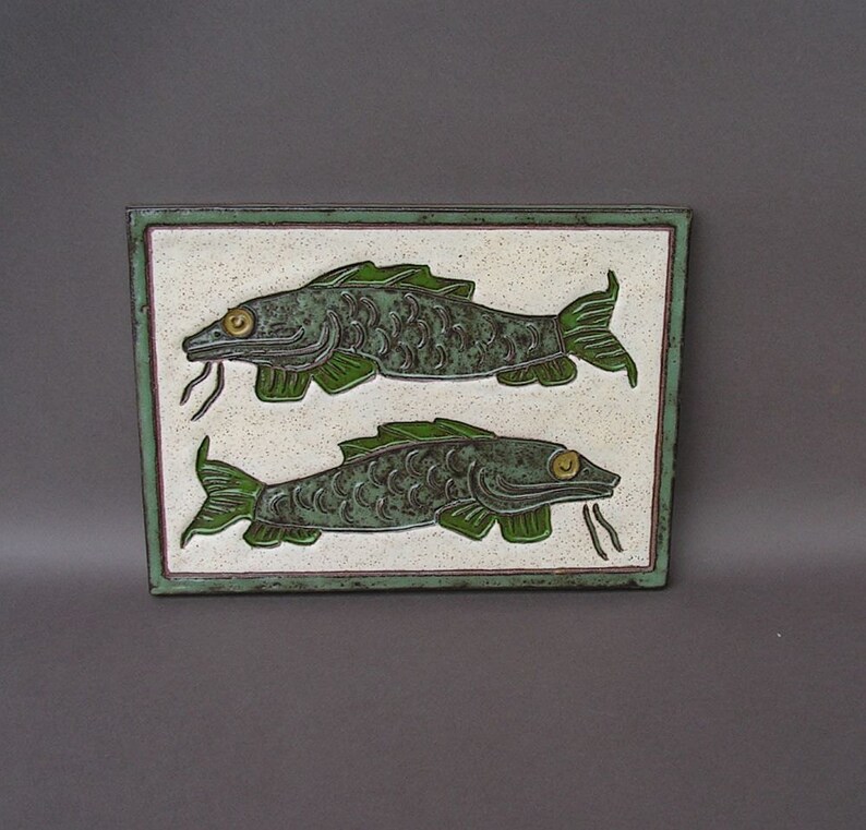 Stoneware tile with two green carp image 1