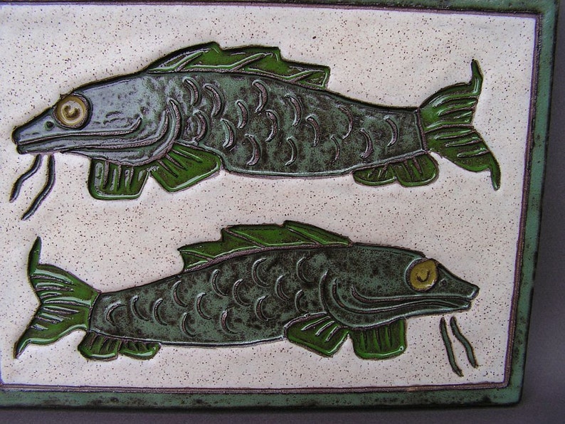 Stoneware tile with two green carp image 2