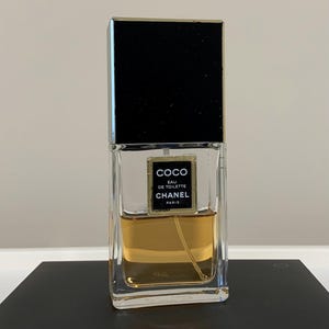 Chanel Coco Eau de Toilette Spray Vintage 1.7 Fl Oz 50 ml 50% Remains