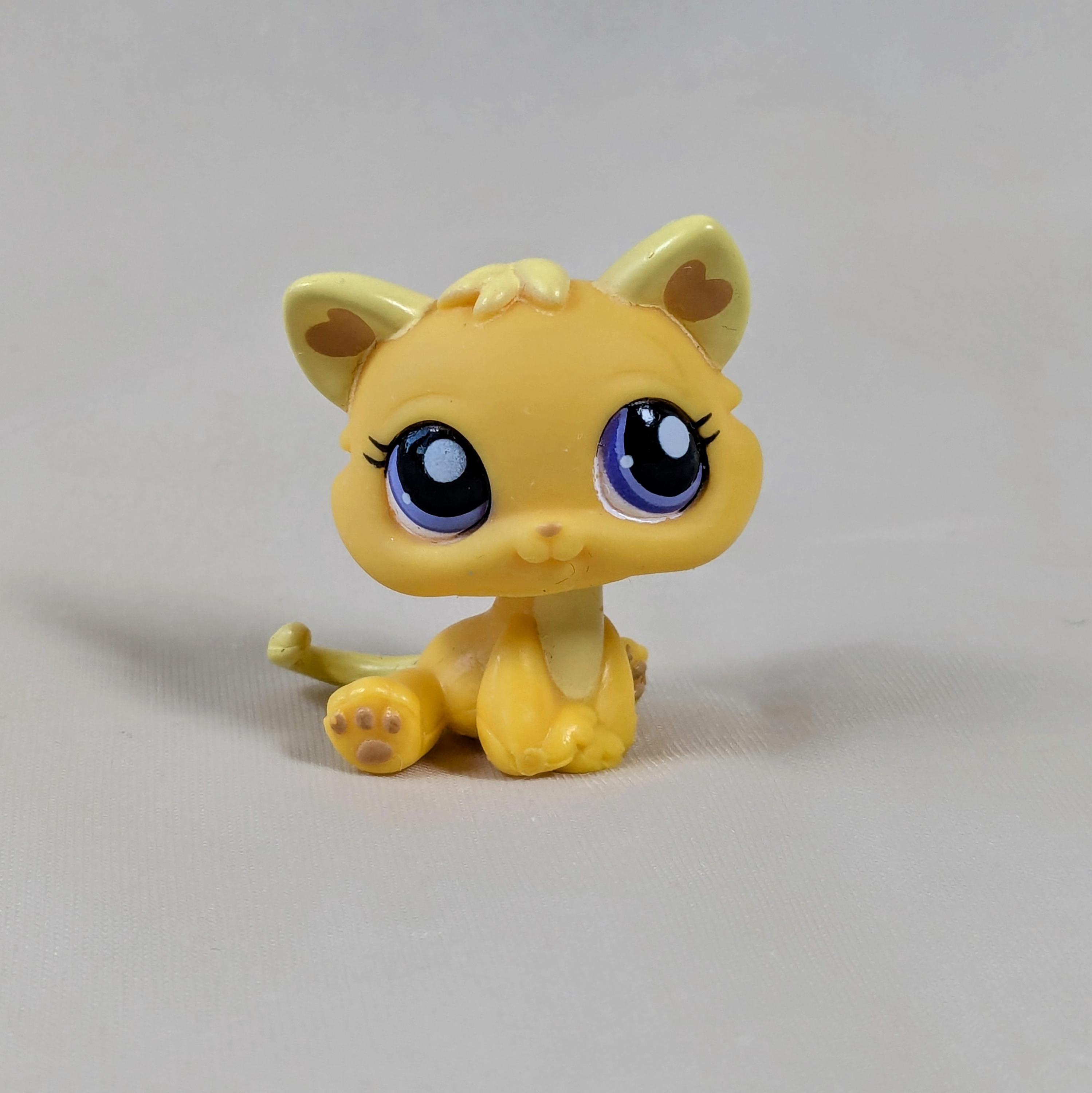 Authentic LPS Cat Kitten #1744 Rare Littlest Pet Shop Purple Pink