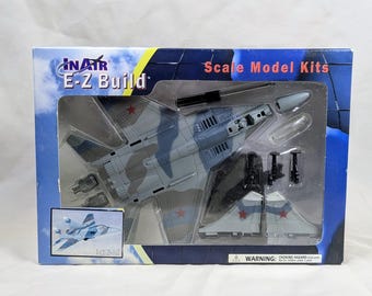 MIG 29 Russian Fighter Air Force In Air E-Z Build Scale Miniature Model Kit Set Vintage Do It Yourself DIY New & Complete Sealed Box