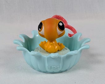 Authentic LPS Lizard Rare Littlest Pet Shop McDonalds Toys Orange Animal Clubhouse Doll House Collectors Action Figures Made by Hasbro