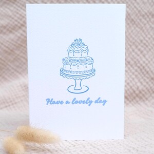 Blaues Vintage Tortenmotiv - «Have a Lovely Day» - Elegante Karte zum Geburtstag, zur Hochzeit, als Aufmunterung für jeden Tag