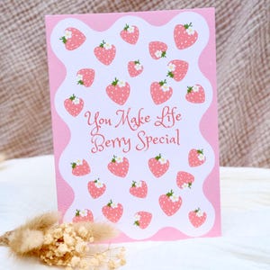 Roze aardbeienkaart - "You Make Life Berry Special" - schattige aardbeiengroet voor elke gelegenheid