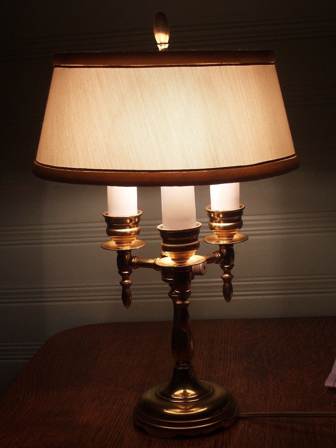 Vintage Classic Brass 3 Candle Table Lamp Bouillotte Etsy