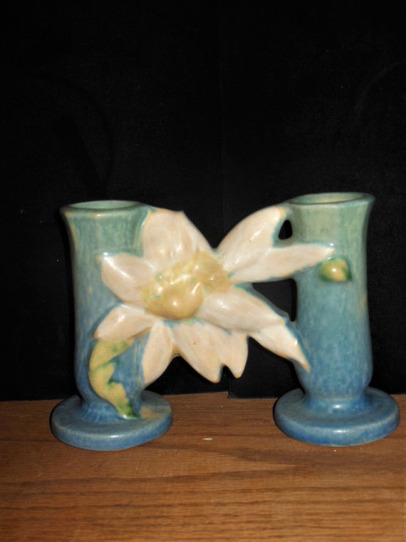 Vintage Roseville Clematis Blue Double Bud Vase 194 5 Etsy