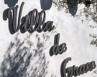 Letras metálicas flotantes, letreros para escaparates, letreros comerciales personalizados, letreros para tiendas al aire libre, letreros cortados con láser, letreros metálicos en relieve, letras cortadas a medida.